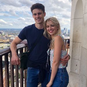 Meet your Posher, Kayla